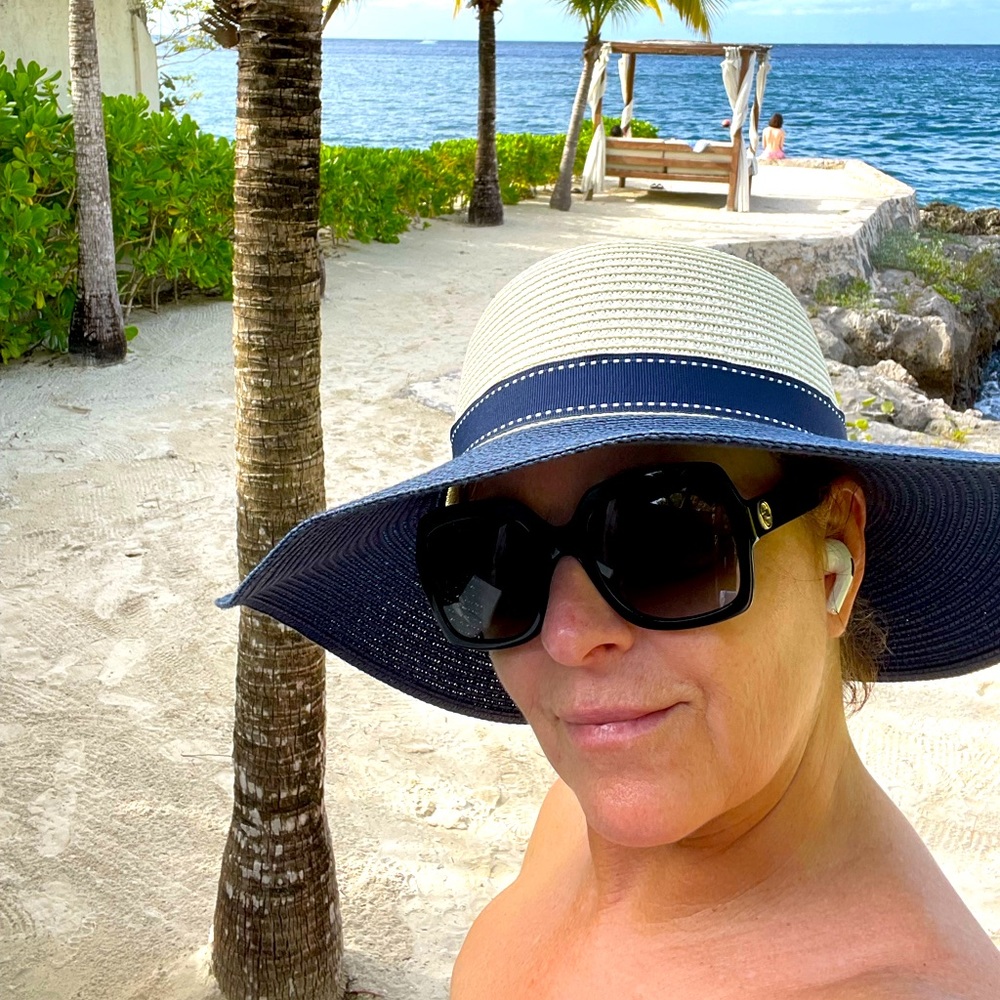 Meet your Posher, Michele